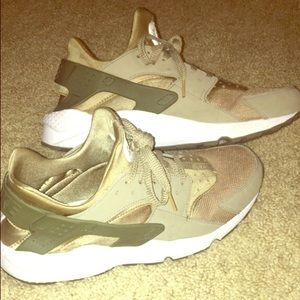 Nike Huarache shoes